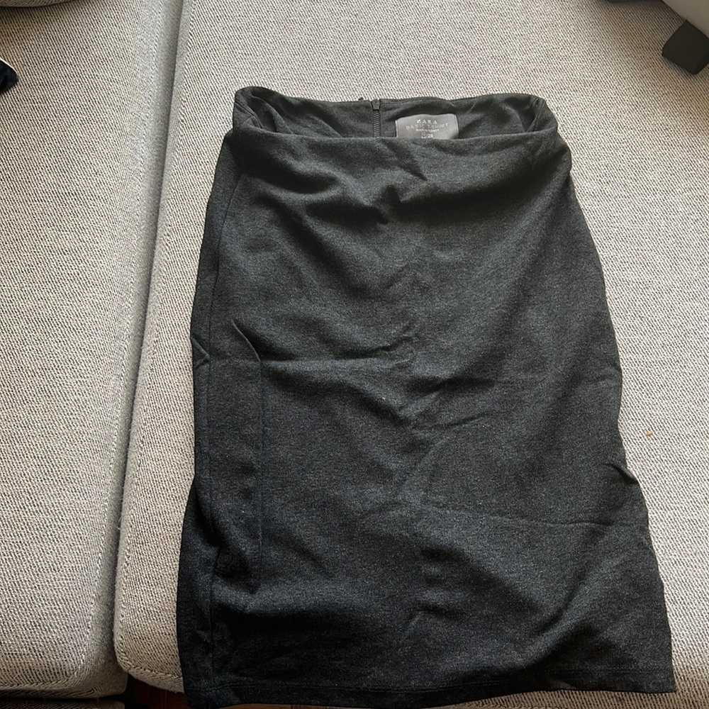 Zara basic t-shirt pencil skirt